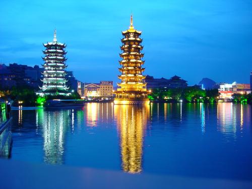 桂林旅游攻略 冰羽带你游桂林地标景区之两江四湖 一